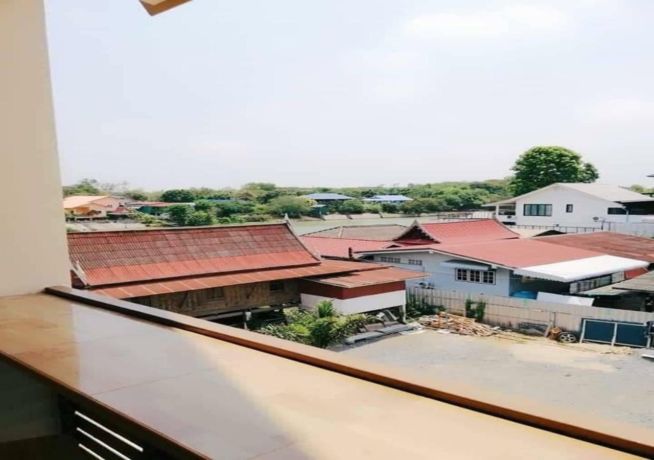 Baan Bua House 2 Hotel Ayutthaya Eksteriør billede